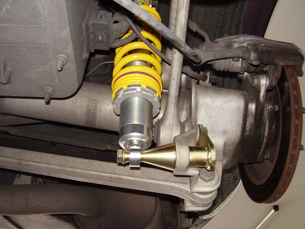 Corvette OEM C4 1984 1987 Rear Shock lower mount with bolts nuts Car